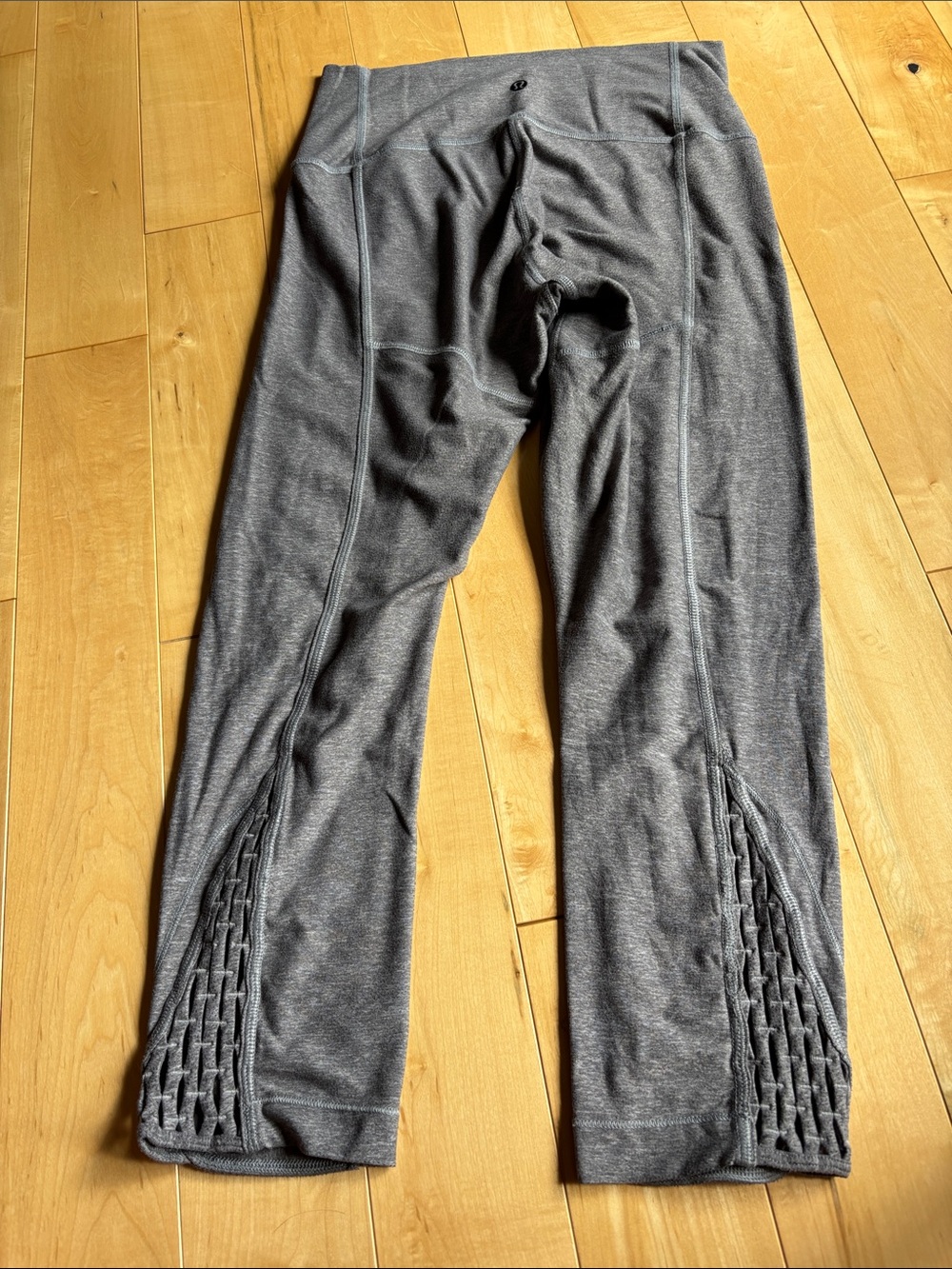Lululemon capris - Picture 2 of 7